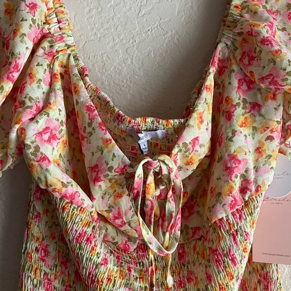 BUNDLE OF 2 Juniors Dresses - Picture 4 of 6